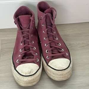 High top platform, Converse size 7 1/2 in a mauve colored suede.